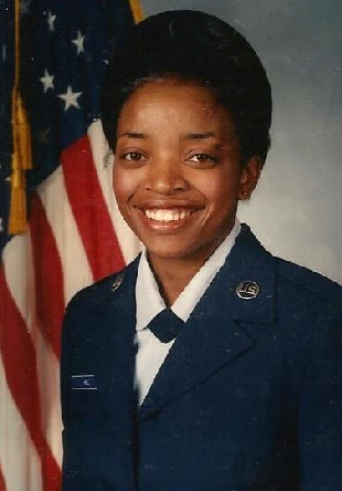 Woman Military rz Woman Military rz
